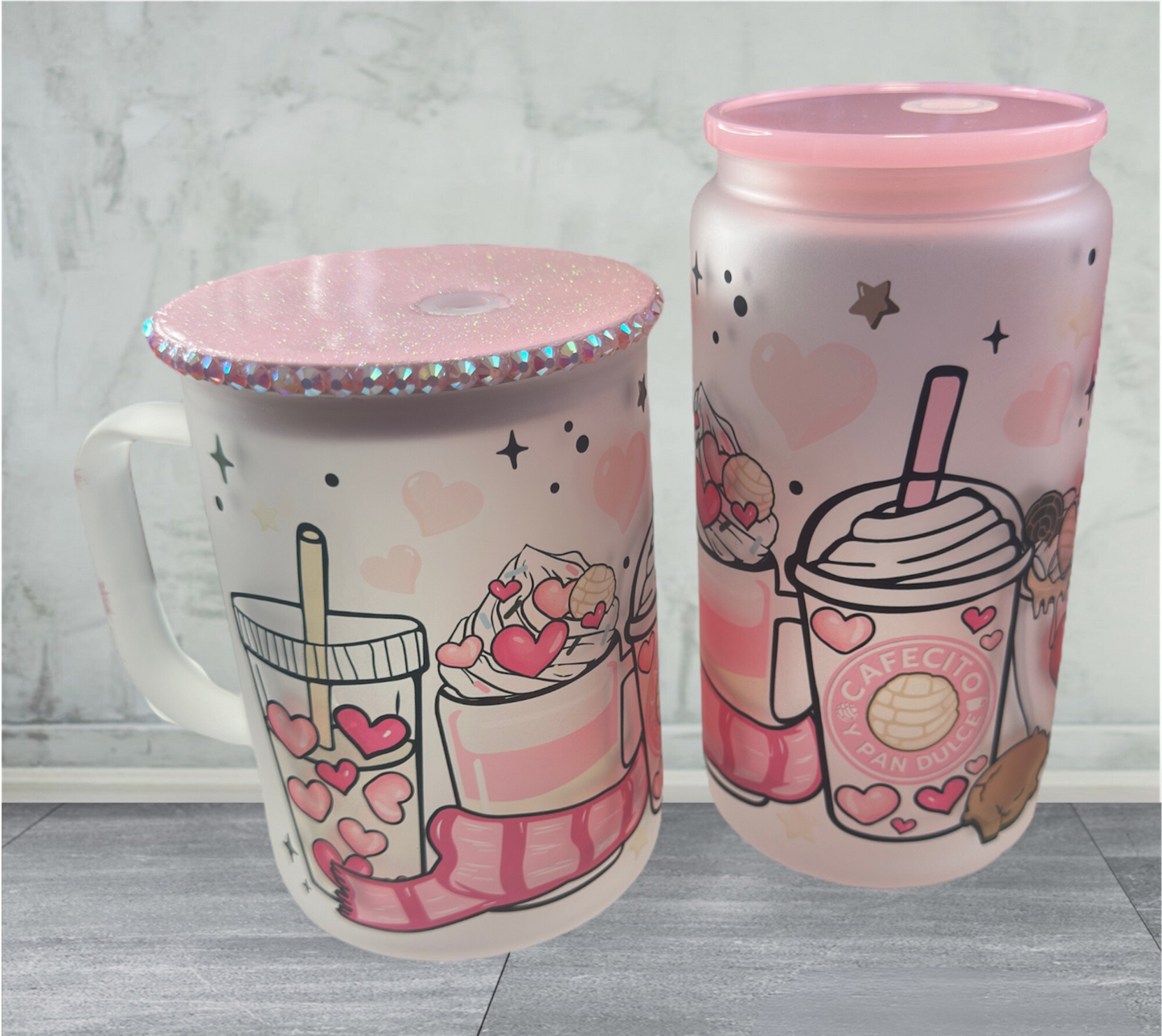 Valentine Cafecito y Chisme Lata de vidrio esmerilado | Taza