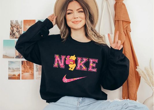 Pooh Valentine T-shirt | Sweatshirt
