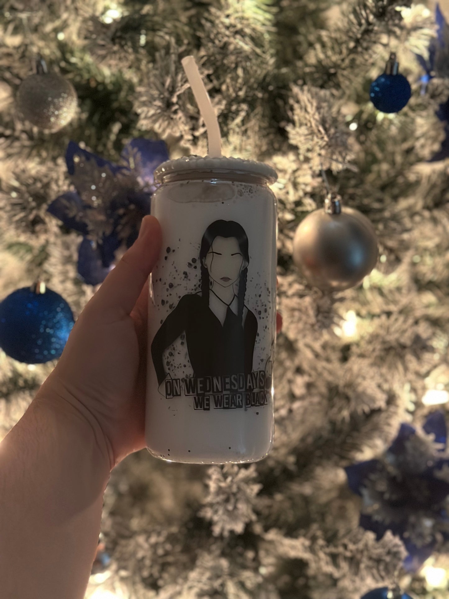 Vaso de globo de nieve Adams del miércoles